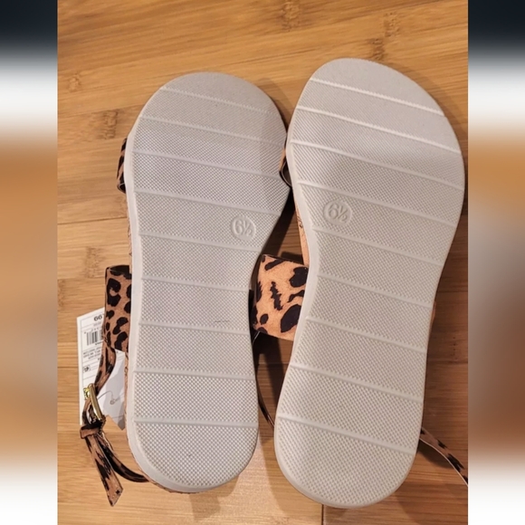 Women's Malia Leopard Print Two Strap Ankle Sandals - a New Day Brown Size 6.5 - Picture 3 of 4